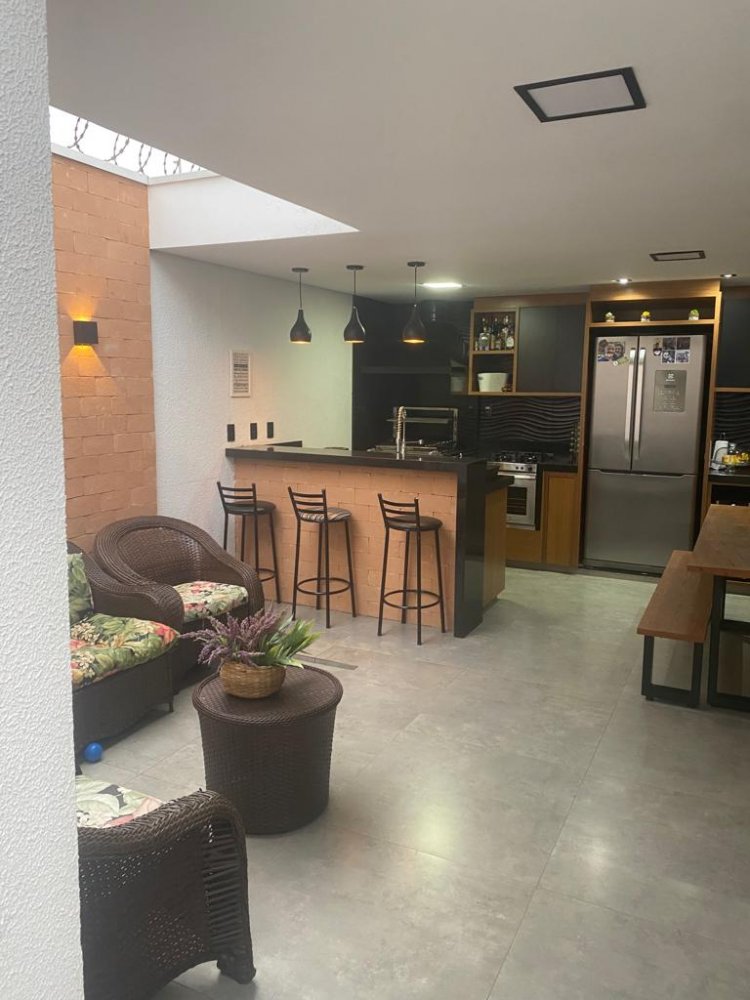Casa em Condomnio - Venda - Chcara Belvedere - Indaiatuba - SP
